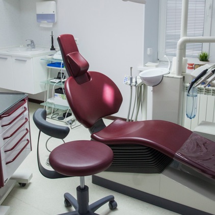 Стоматологическое кресло | Стоматология в Калуге